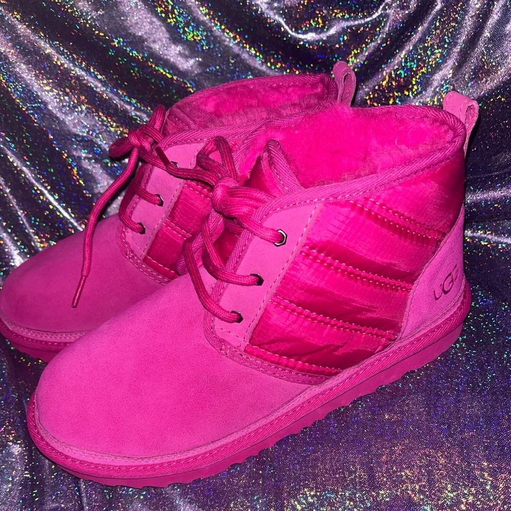 UGG Child Neumel Pink Chukka Boot